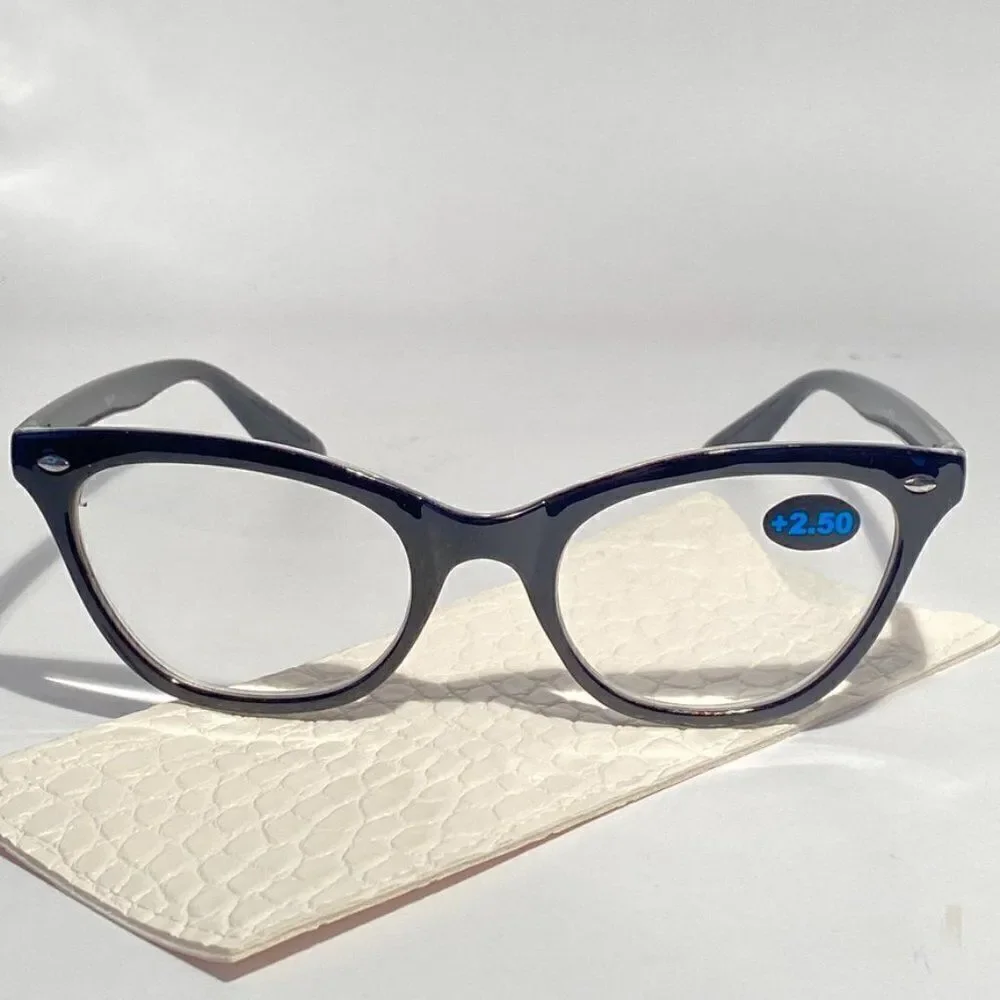 0775 Reading Glasses 2.50 Readers Black Modified Cateye Frames NWT